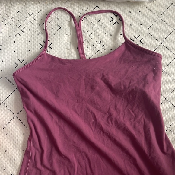 Lululemon size ten y tank - Picture 2 of 3